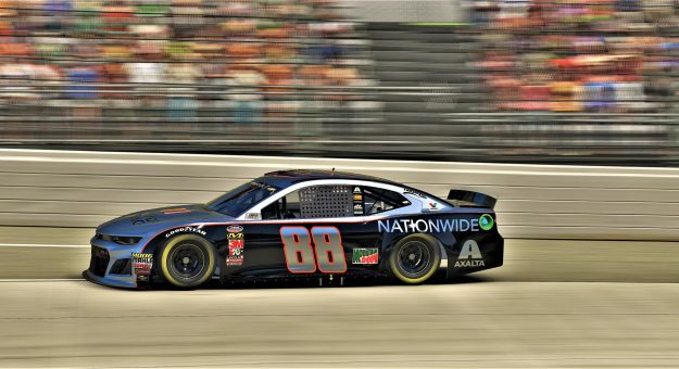 Visit Wide World of Esports: New iRacing teams, a four-wide salute, and Conti vs. Ottinger page