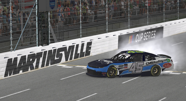 Visit Ty Majeski masters Martinsville in Friday Night Thunder page