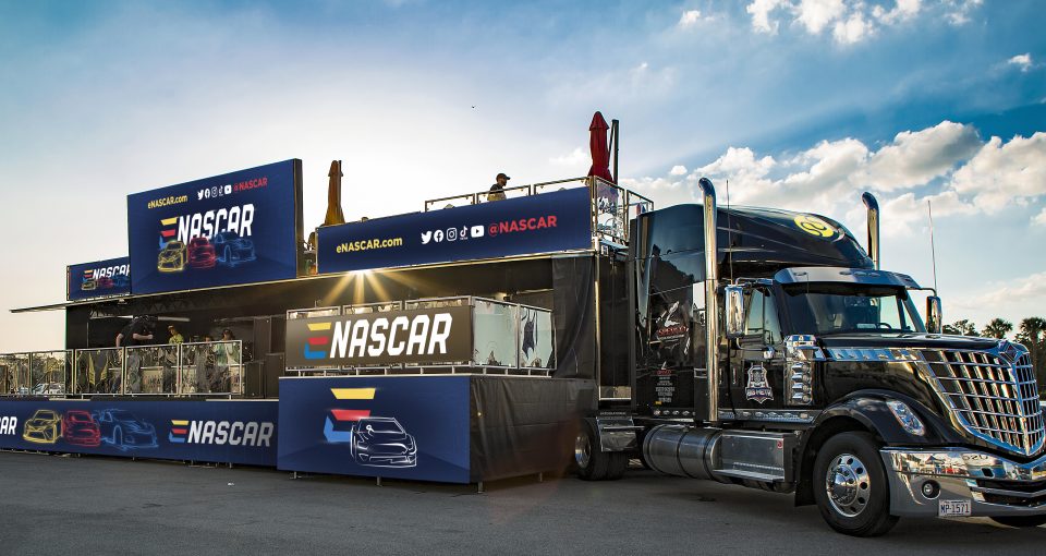 Ae Truck Nascar (1)