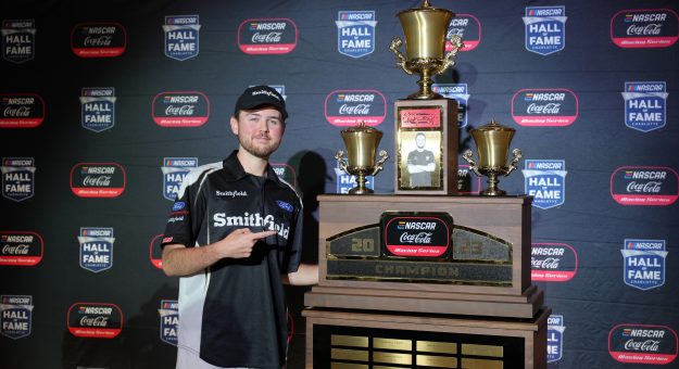 Visit eNASCAR, iRacing take center stage for grand finale at NASCAR Hall of Fame page
